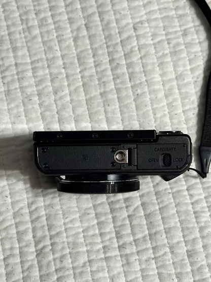 CANON POWERSHOT Digital Camera G7X Mark II🍂✨