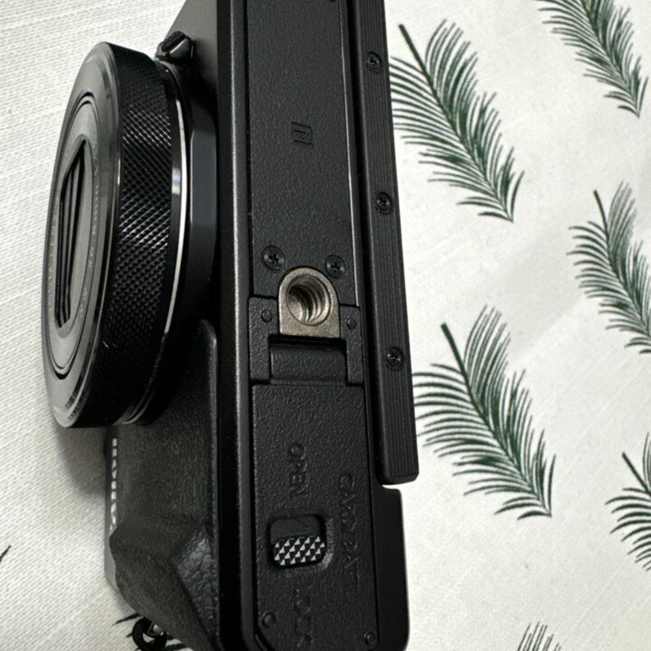 Canon Black Cameras-and-accessories