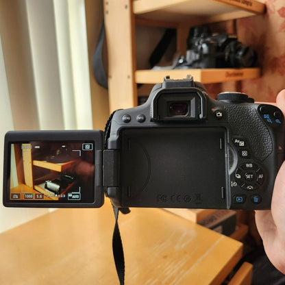 🍇 ₊˚💜 Canon EOS Rebel T6i / 750D Digital Camera with EF-S 18-55mm IS Lens 🍥 🎀📷