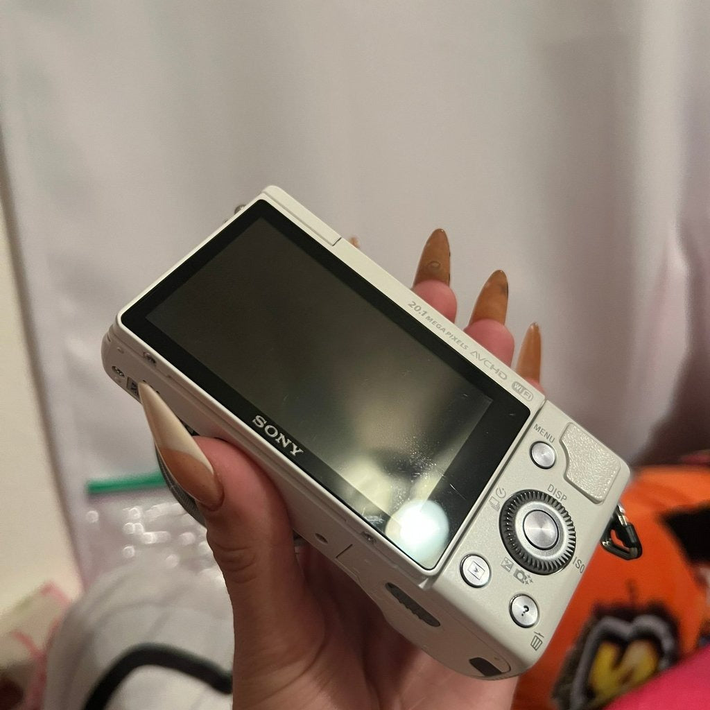 Used 🍇₊˚💜 Sony Alpha a5000 Mirrorless Digital Camera (White) with Kit Lens 🍥🎀📷