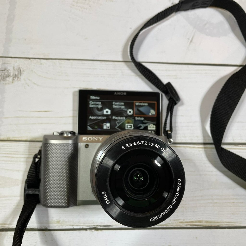 Used Sony Alpha A5000 Mirrorless Camera | 20.1MP 📸