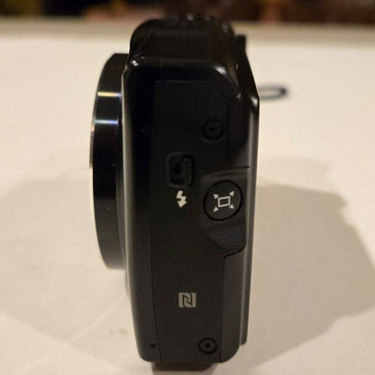 🍇 ₊˚💜 Canon PowerShot SX710 HS 20.3MP Digital Camera Bundle (Black) 🍥 🎀📷