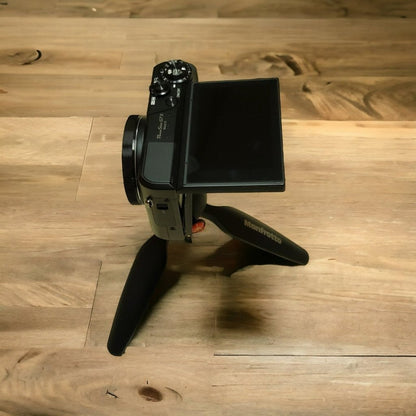 Used 🍥🎀📷 Canon G7X Mark II with Tripod 🍇₊˚💜