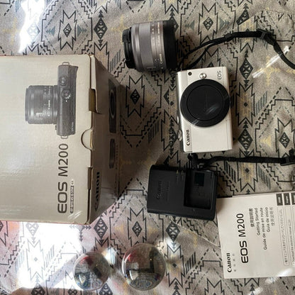 🍇 ₊˚💜 Canon EOS M200 24.1MP Mirrorless Camera with 4K Video 🍥 🎀📷