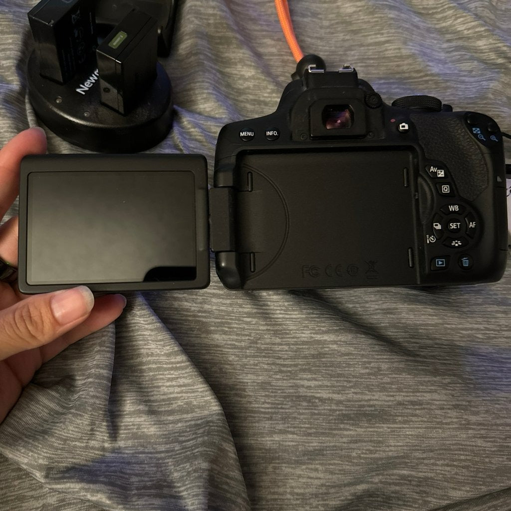 🍇 ₊˚💜 Canon EOS Rebel T6i Digital Camera 🎀📷