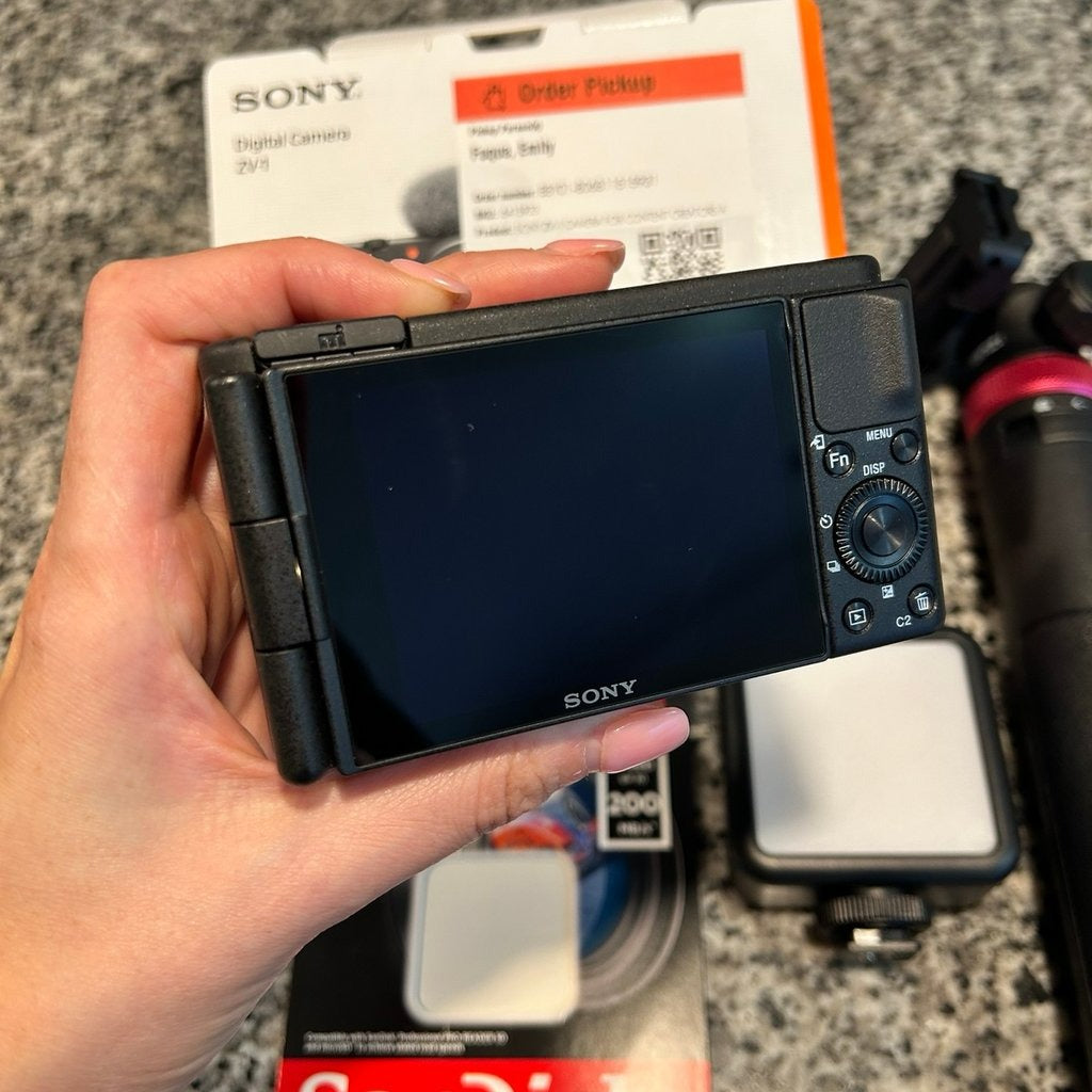 Used 🍇 ₊˚💜 Sony ZV-1 Digital Camera (Black)