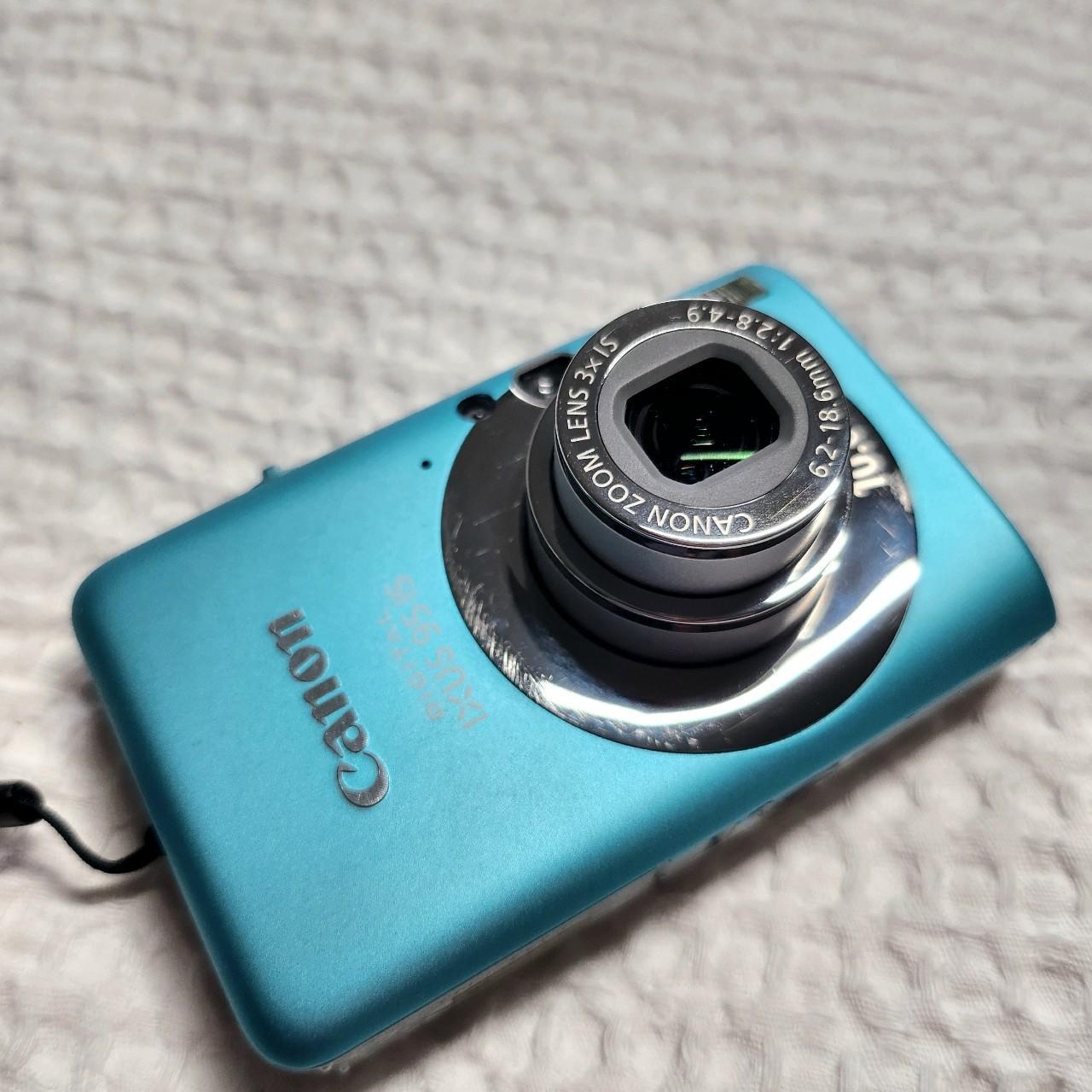 Used Blue Canon Ixus 95 IS Digital Camera - Rare Colour!!